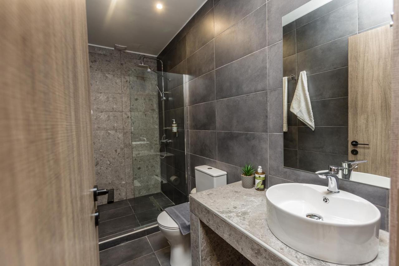 Raise Athens Metro Apartments Luaran gambar