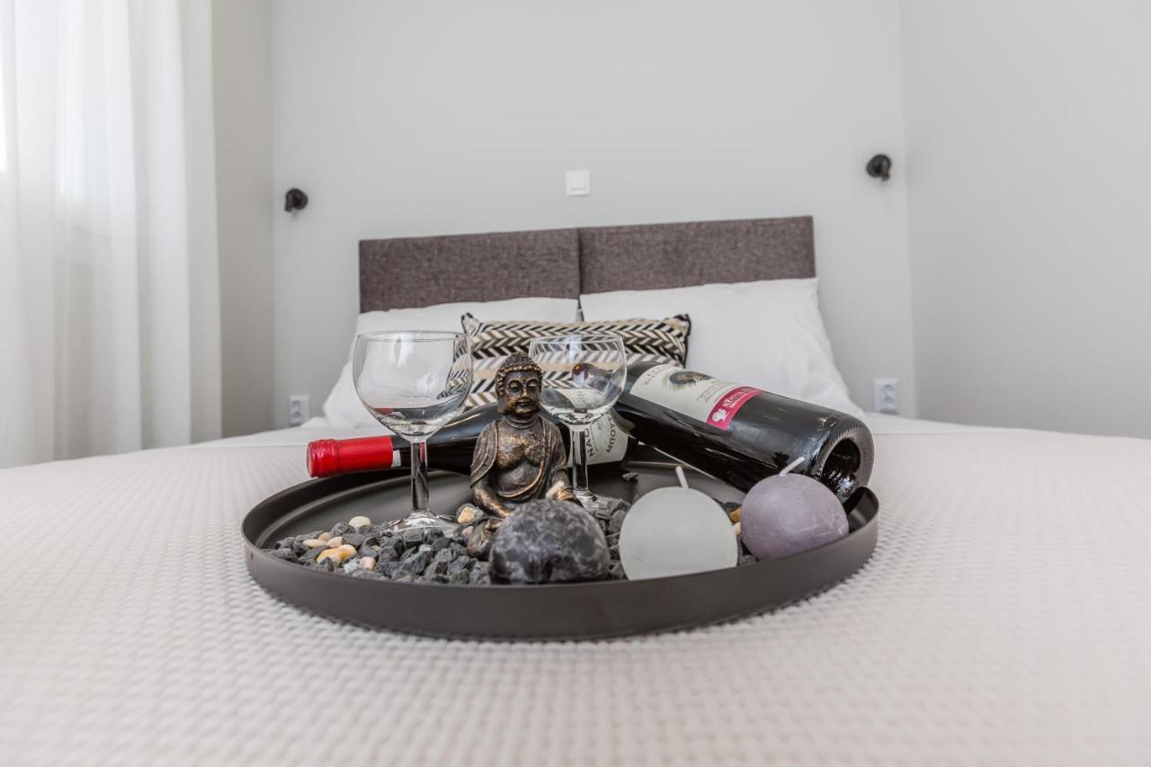 Raise Athens Metro Apartments Luaran gambar