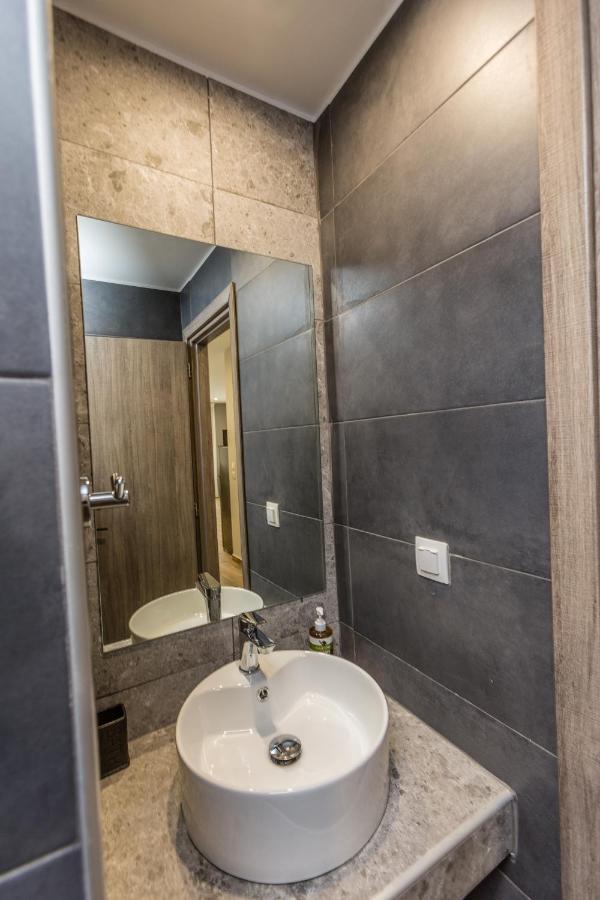 Raise Athens Metro Apartments Luaran gambar