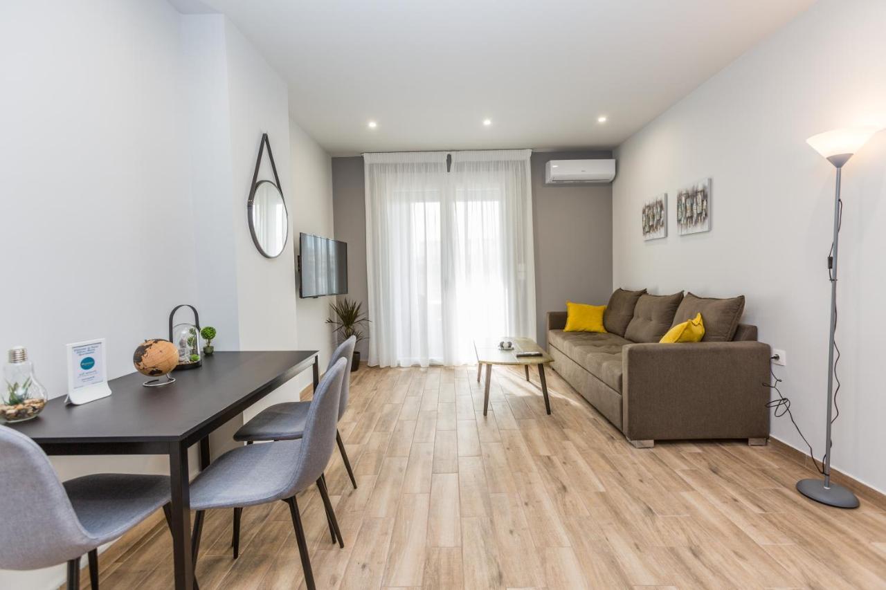Raise Athens Metro Apartments Luaran gambar
